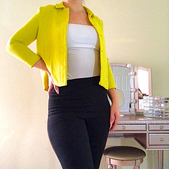Zara Basic short yellow blazer size S - Picture 3 of 9